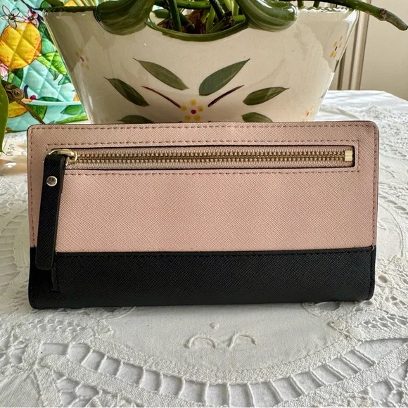 Kate Spade Wallet Laurel way Stacy wallet 3.5” H x 6.7” wide - Picture 2 of 7